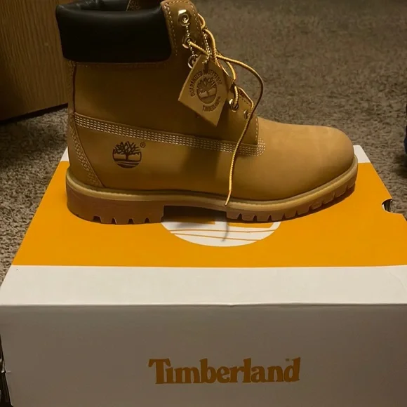 New Unworn Men’s Timberland Wheat Boots Timberland Men main image 2